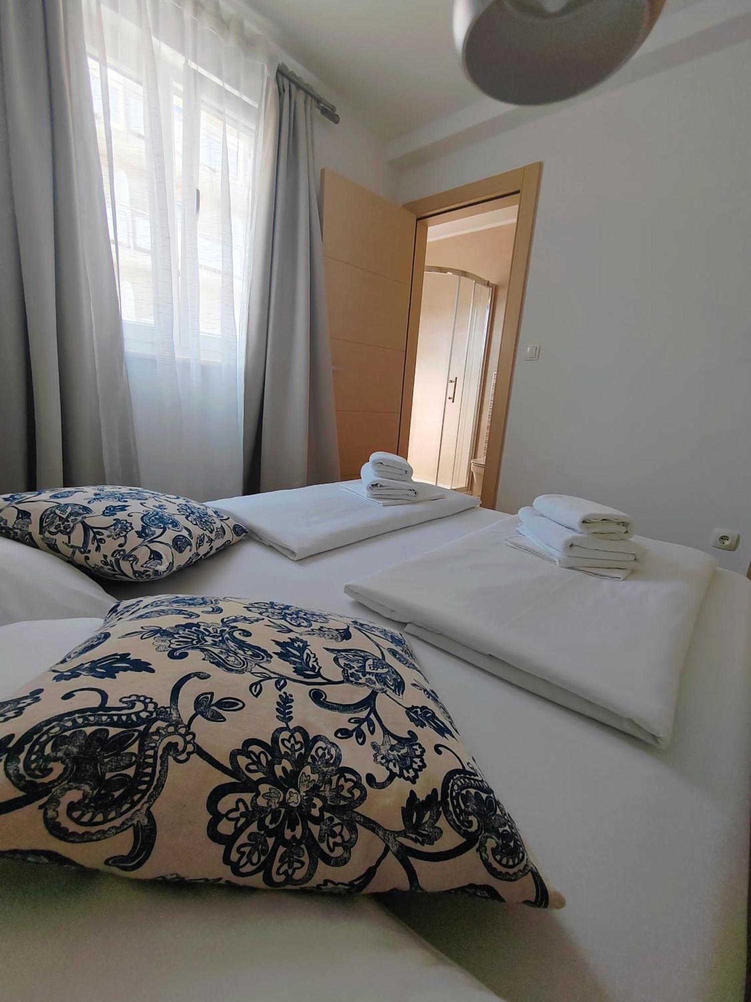 L&L Apartmani 1 Bol Dış mekan fotoğraf
