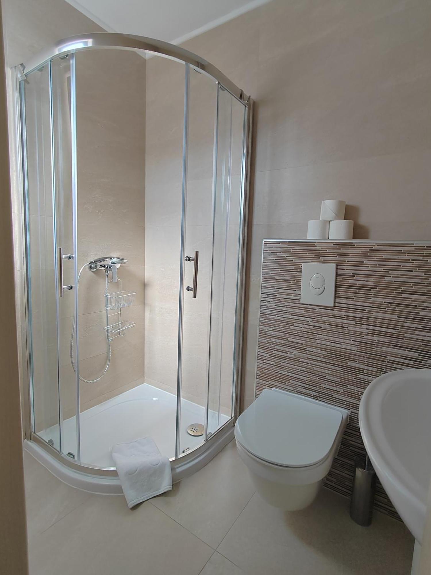 L&L Apartmani 1 Bol Dış mekan fotoğraf