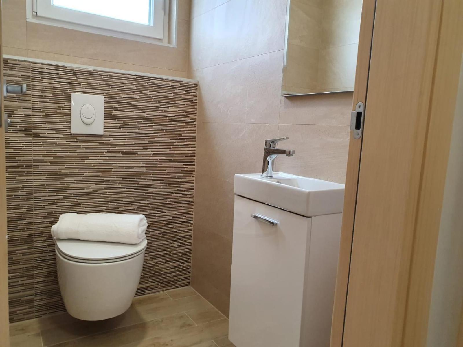 L&L Apartmani 1 Bol Dış mekan fotoğraf